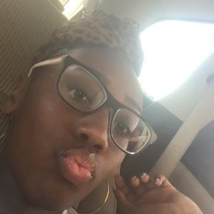 Meet your Posher, Krista